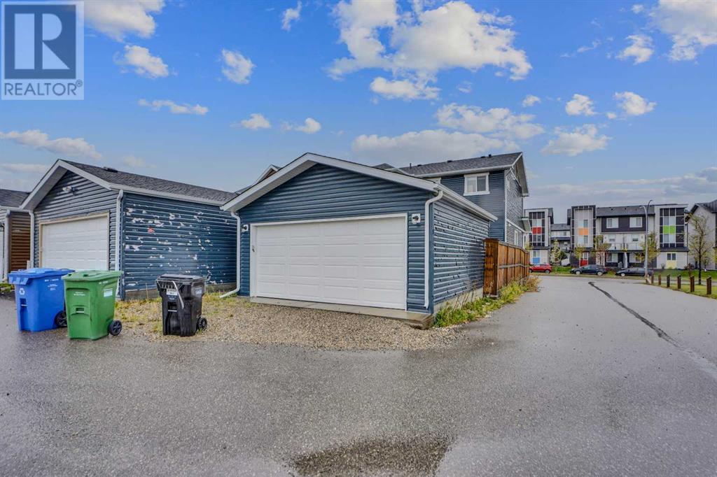 Single Family House for Sale in  Redstone Drive NE Redstone Calgary 