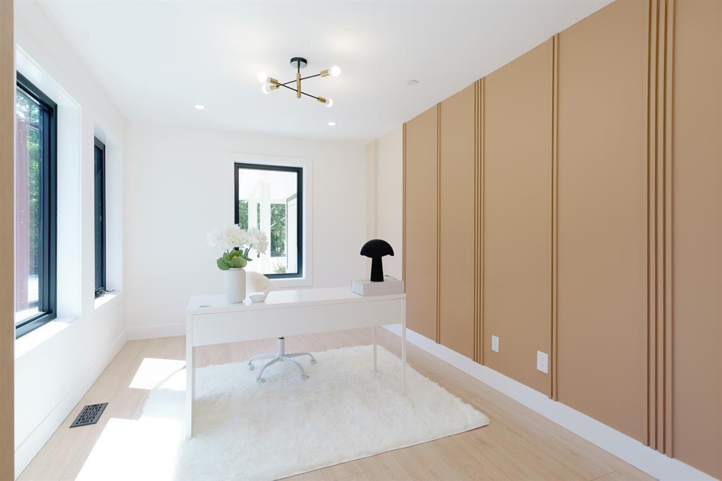 Photo 11 of 29659 Taise Place, Mission BC