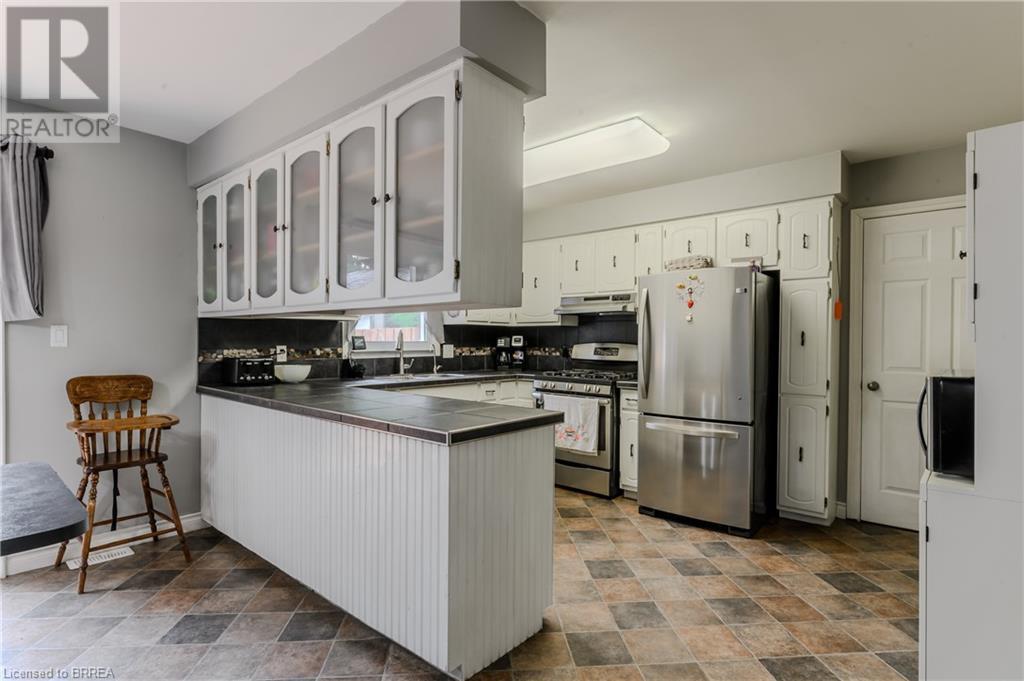 Photo 16 of 936 Windham 11 Road, Delhi ON
