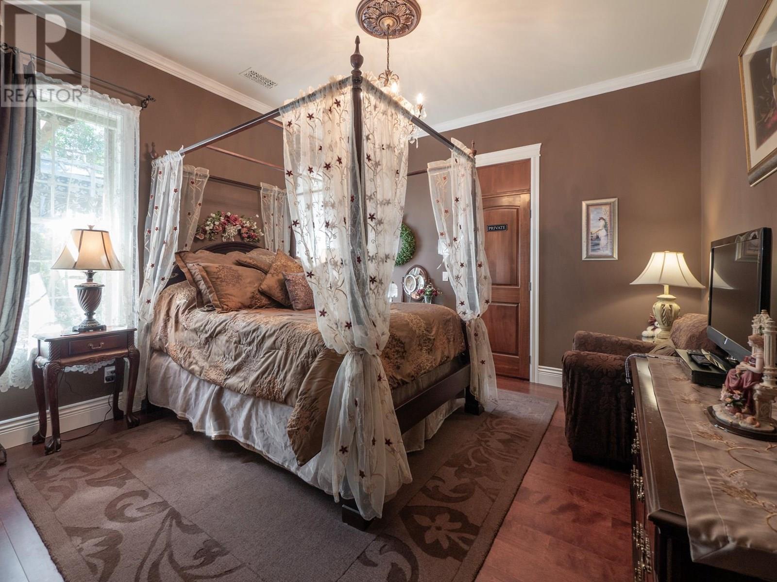 6391&93 SANDPIPER ROAD, Sechelt