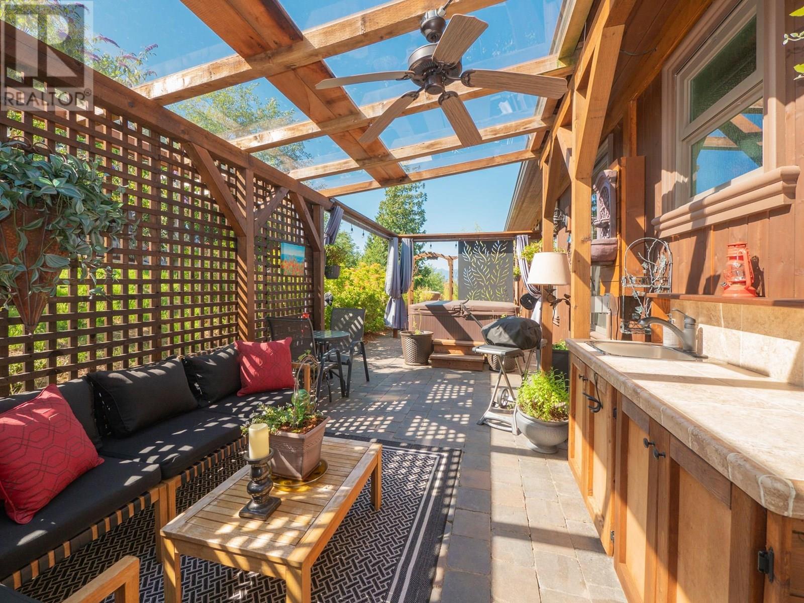 6391&93 SANDPIPER ROAD, Sechelt