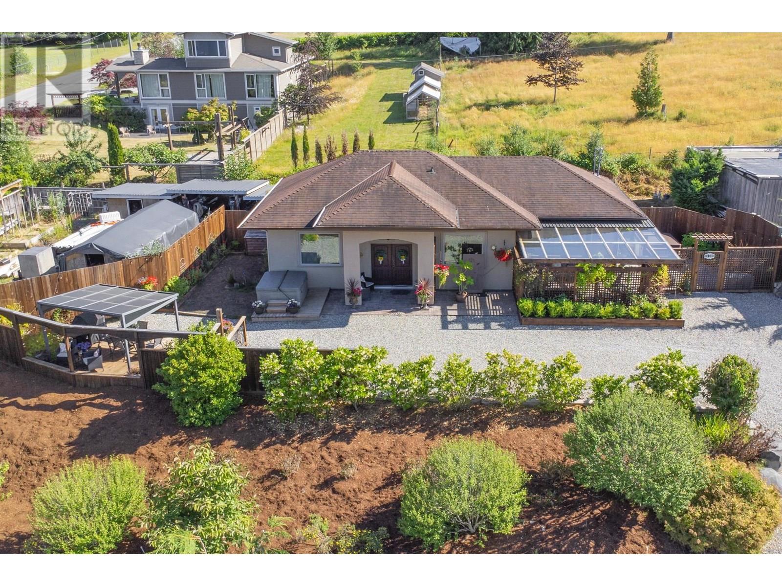 6391&93 SANDPIPER ROAD, Sechelt