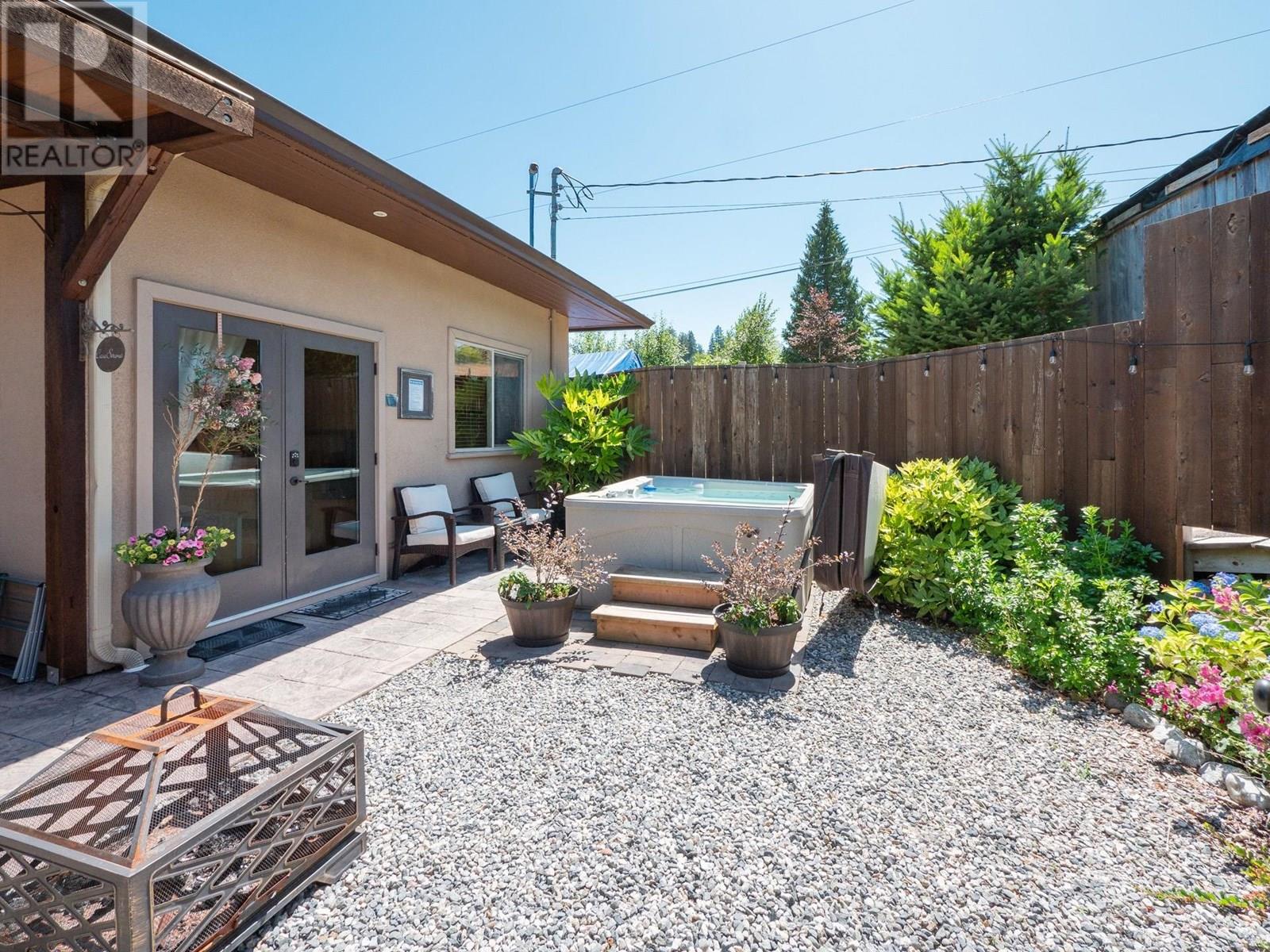 6391&93 SANDPIPER ROAD, Sechelt