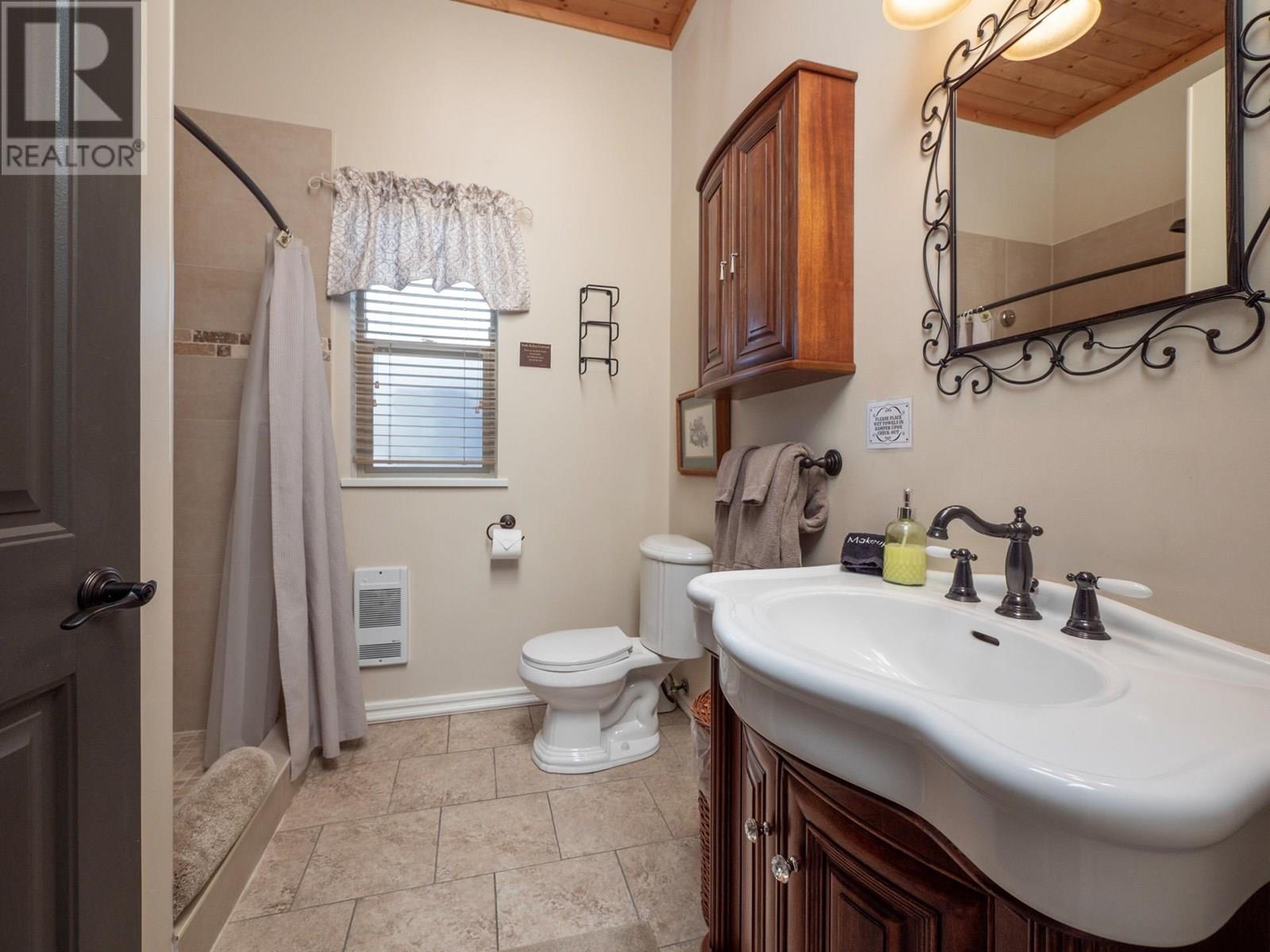 6391&93 SANDPIPER ROAD, Sechelt
