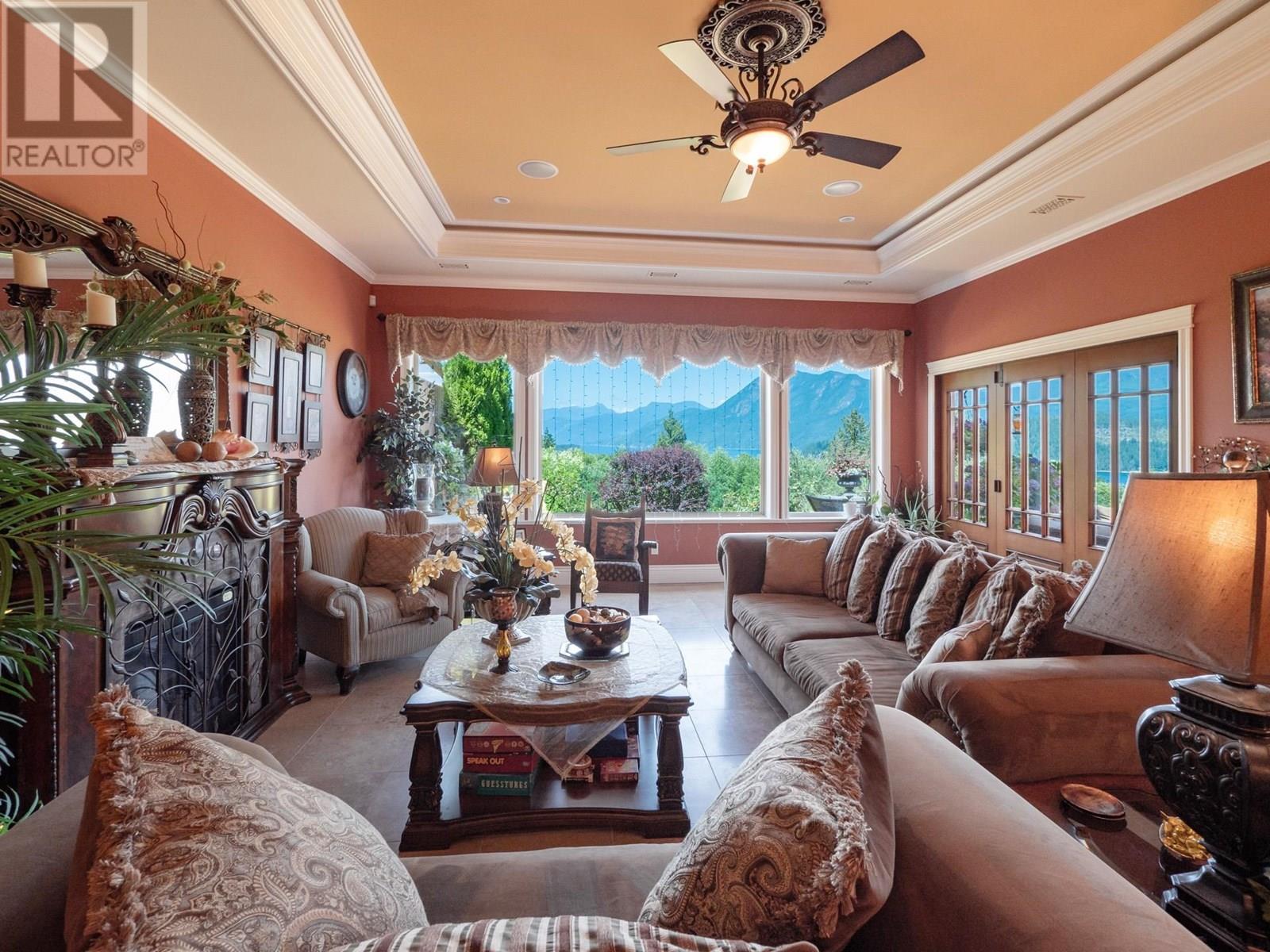 6391&93 SANDPIPER ROAD, Sechelt