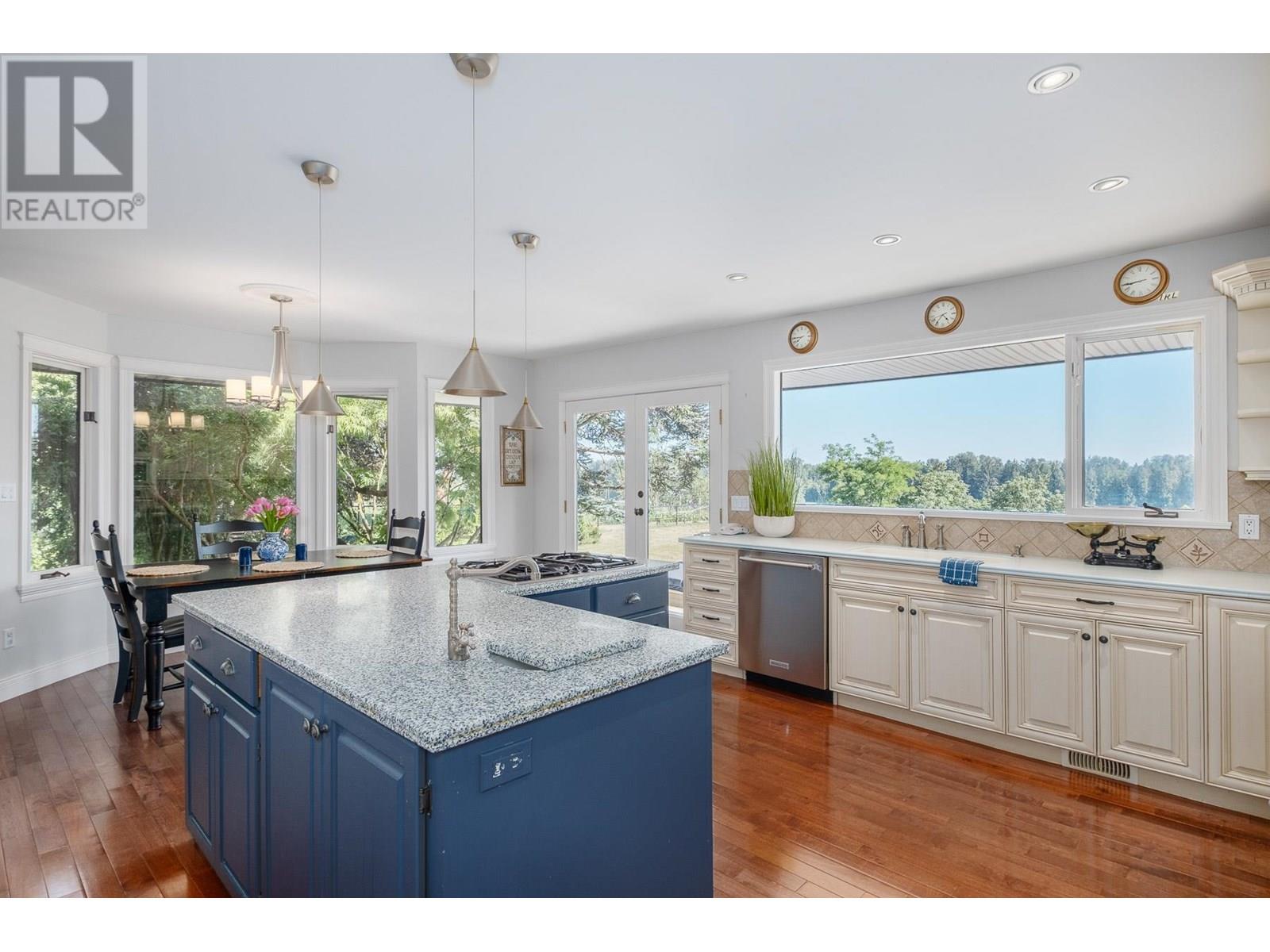 Photo 10 of 21850 River Road, Maple Ridge BC