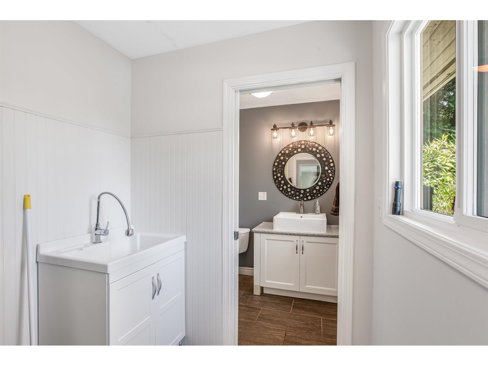 Photo 18 of 23888 48th Avenue, Langley BC