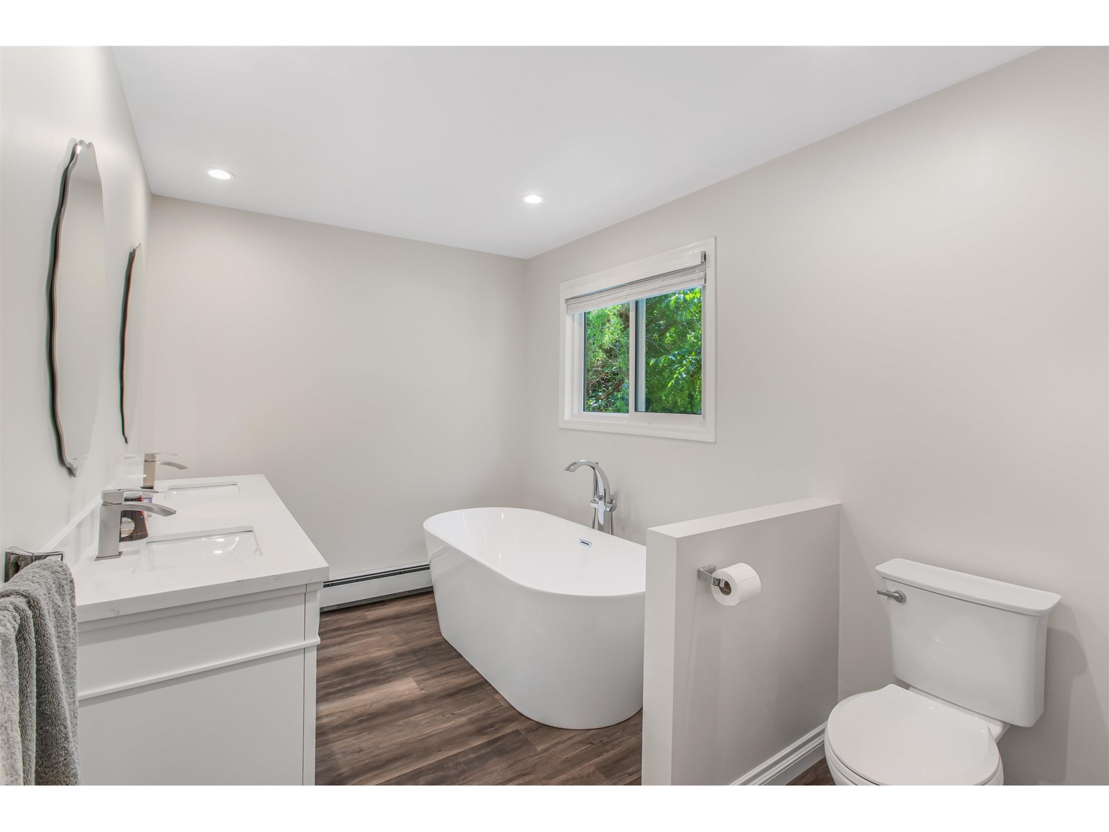 Photo 26 of 23888 48th Avenue, Langley BC