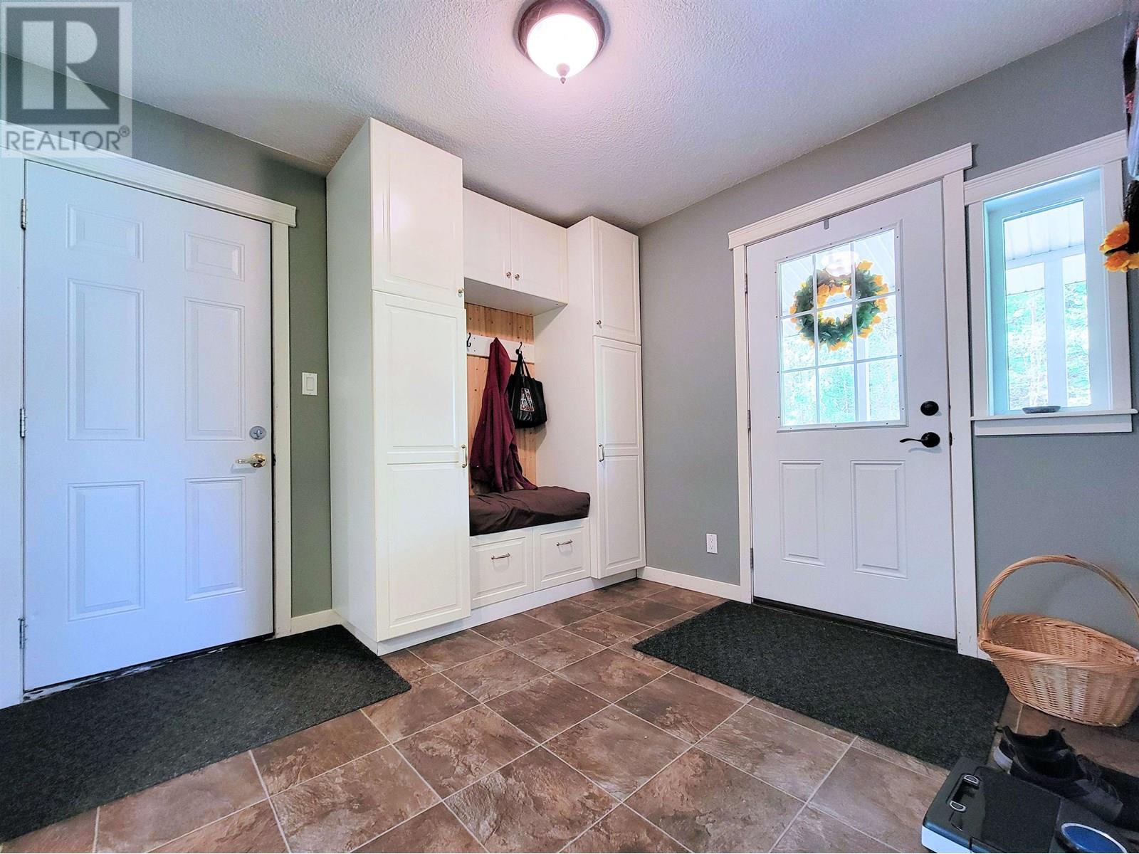 Photo 4 of 16685 Chief Lake Road, Prince George BC