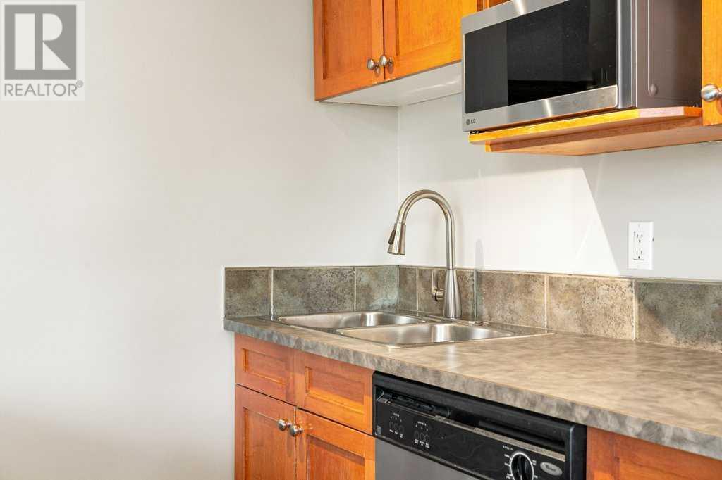 Single Family House for Sale in   Cameron Avenue SW Lower Mount Royal Calgary 
