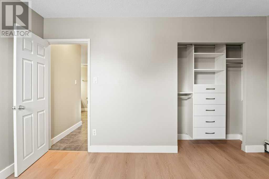 Single Family House for Sale in   Cameron Avenue SW Lower Mount Royal Calgary 