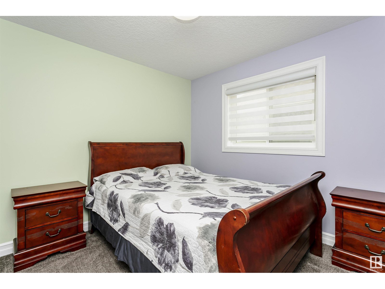Photo 8 of 5227 18 Av Sw, Edmonton AB