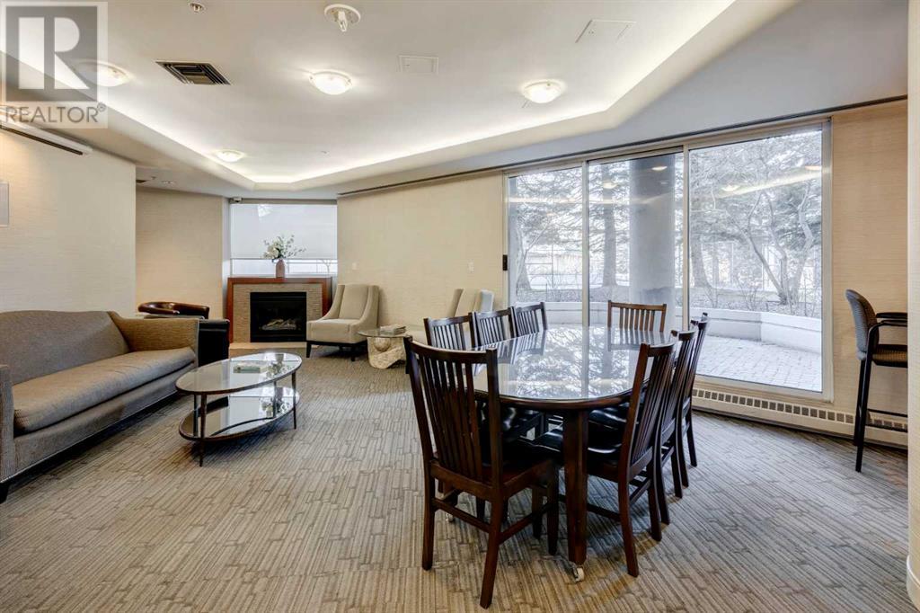Single Family House Loft for Sale in    Avenue SW Eau Claire Calgary 