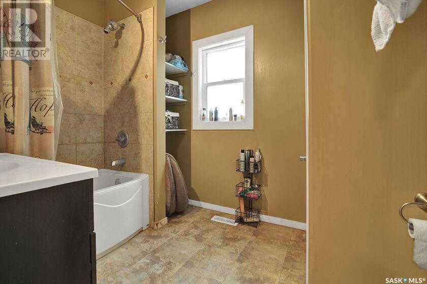 Photo 15 of 2258 Osler Street, Regina SK
