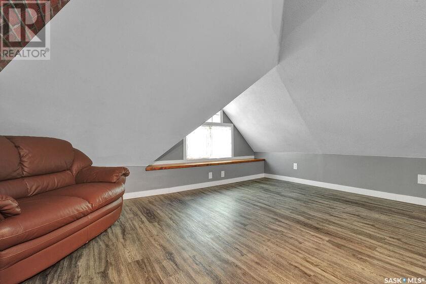 Photo 30 of 2258 Osler Street, Regina SK