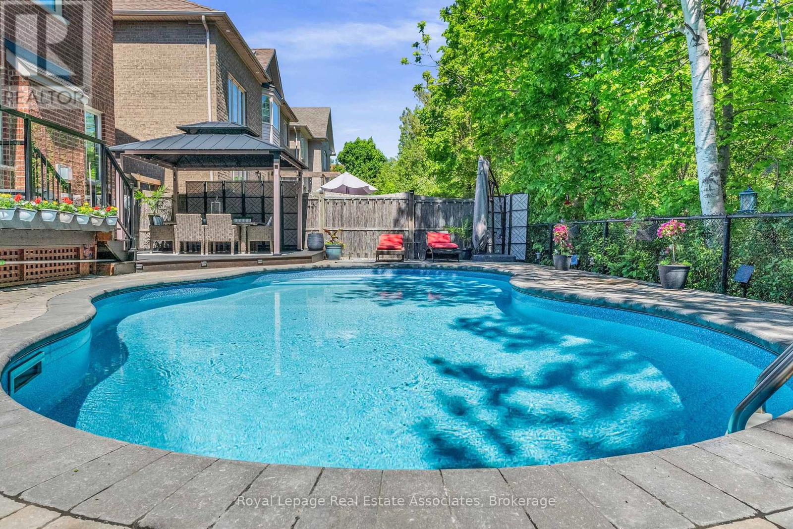 Photo 6 of 273 Duskywing Way, Oakville ON
