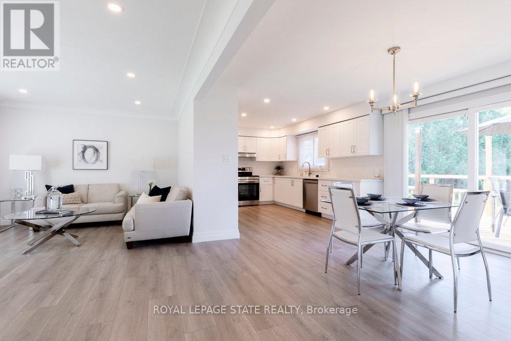 Photo 19 of 8477 Dickenson Road E, Hamilton ON