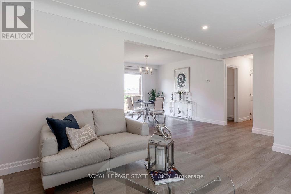 Photo 8 of 8477 Dickenson Road E, Hamilton ON
