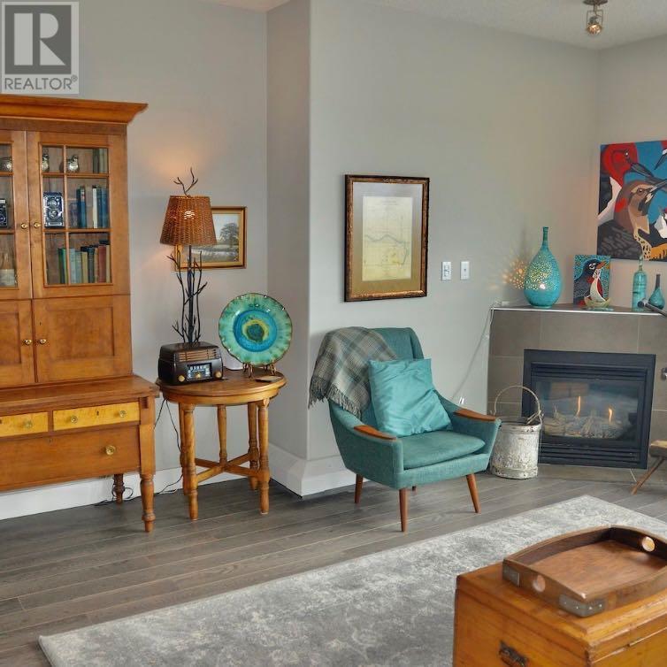 Single Family House for Sale in   Spruce Place SW Spruce Cliff Calgary 