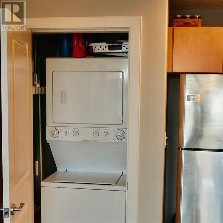 Single Family House for Sale in   Spruce Place SW Spruce Cliff Calgary 