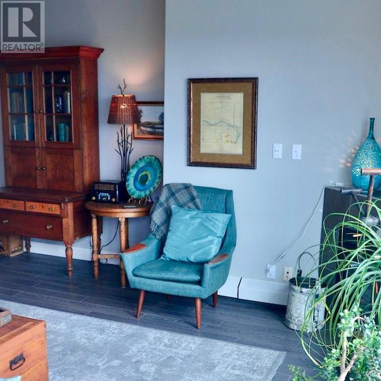 Single Family House for Sale in   Spruce Place SW Spruce Cliff Calgary 