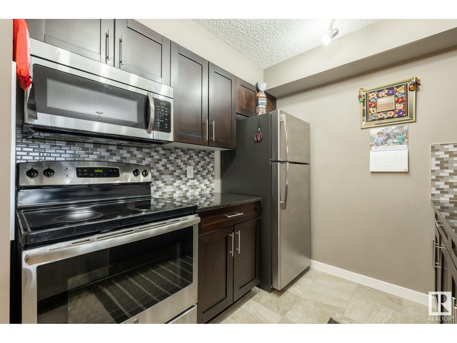 Photo 8 of 204 25 Element Dr, St Albert AB