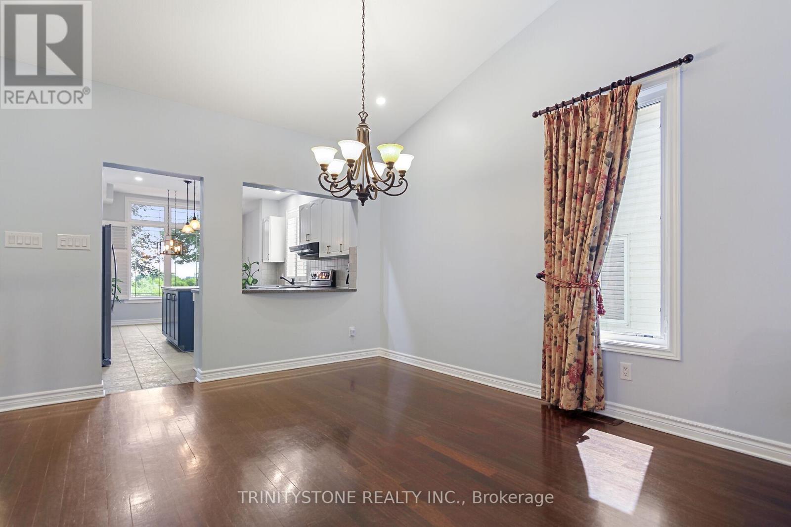 Photo 40 of 422 Statewood Drive, Ottawa ON
