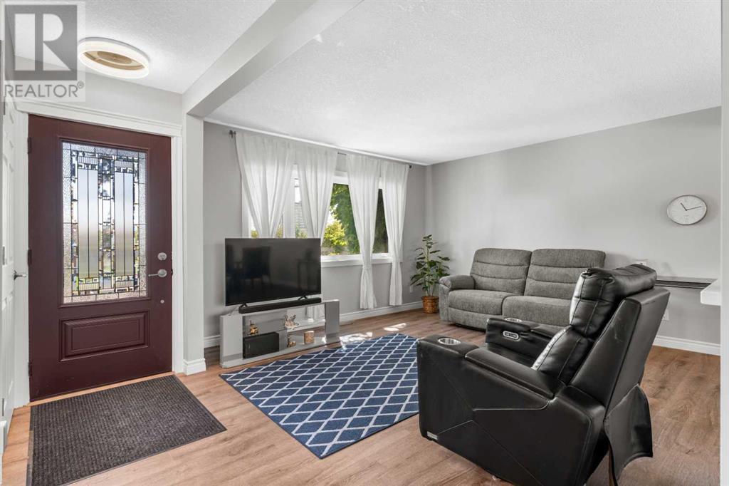 Single Family House Bungalow for Sale in  Haddon Road SW Haysboro Calgary 