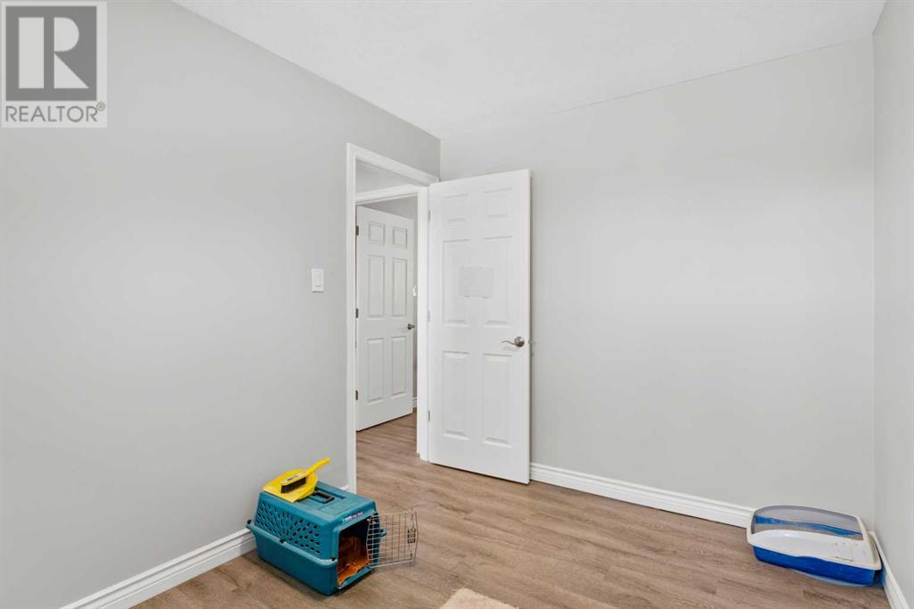 Single Family House Bungalow for Sale in  Haddon Road SW Haysboro Calgary 