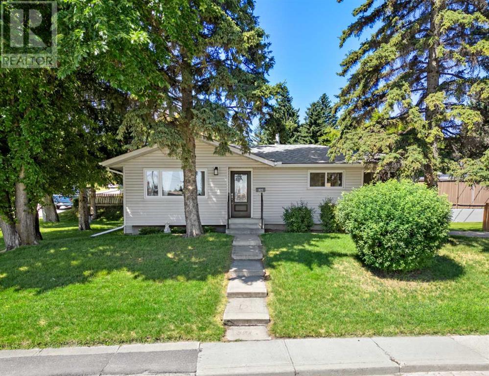 321 Haddon Road SW, Calgary, Alberta