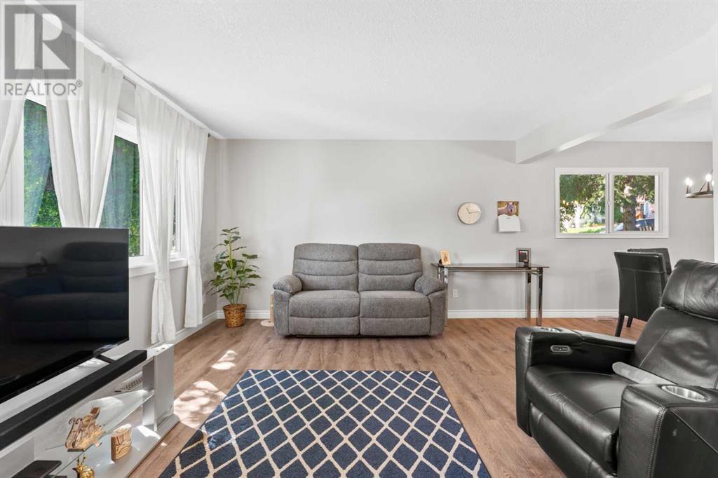 Single Family House Bungalow for Sale in  Haddon Road SW Haysboro Calgary 