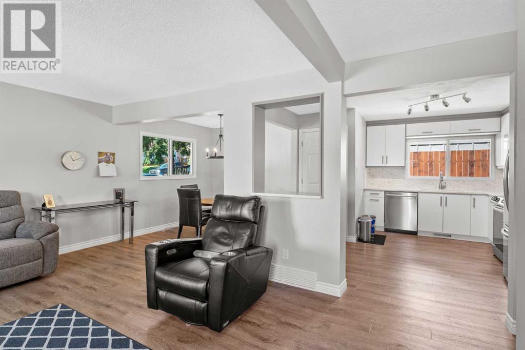 Single Family House Bungalow for Sale in  Haddon Road SW Haysboro Calgary 
