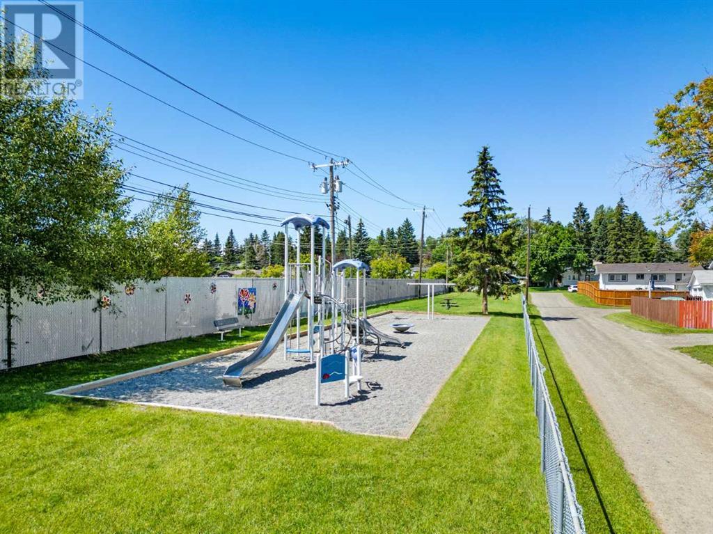 Single Family House Bungalow for Sale in  Haddon Road SW Haysboro Calgary 