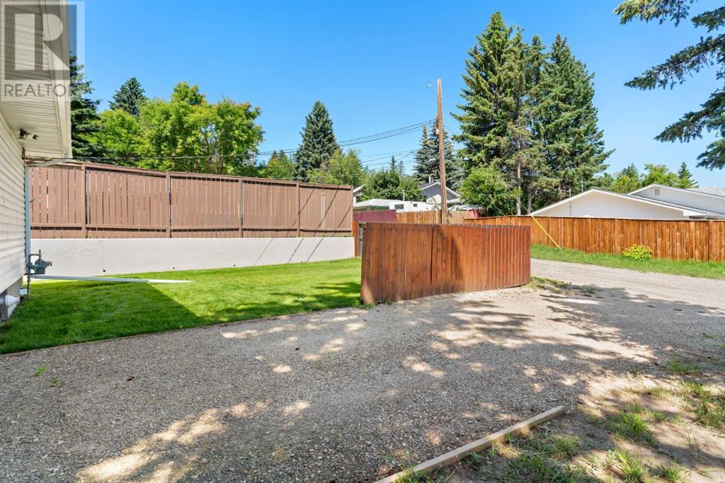 Single Family House Bungalow for Sale in  Haddon Road SW Haysboro Calgary 