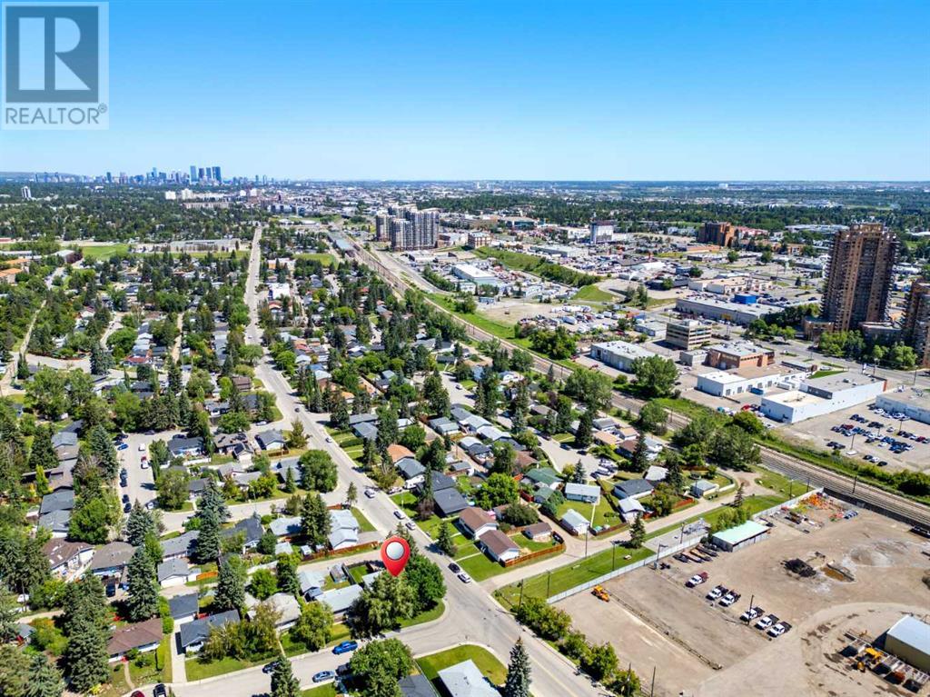 Single Family House Bungalow for Sale in  Haddon Road SW Haysboro Calgary 