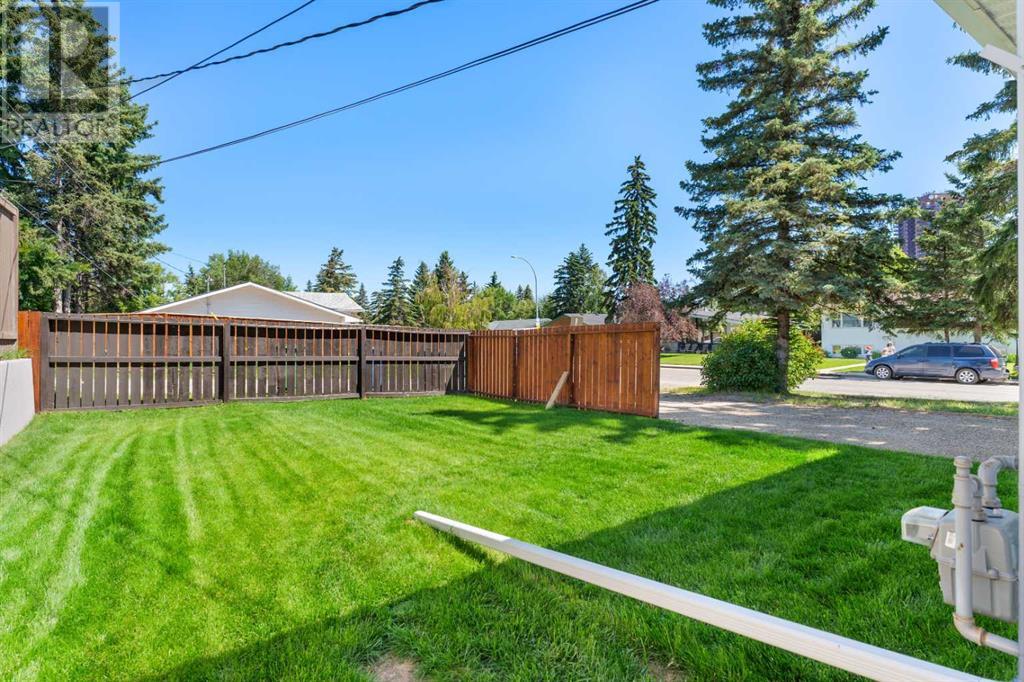 Single Family House Bungalow for Sale in  Haddon Road SW Haysboro Calgary 