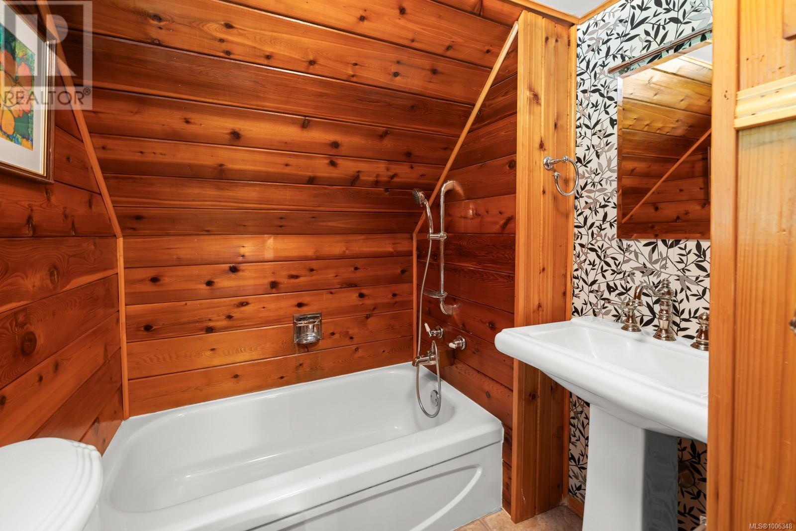 Photo 2 of 3781 Phillips Rd, Sooke BC