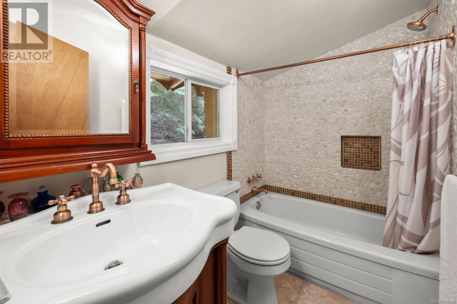 Photo 29 of 3781 Phillips Rd, Sooke BC