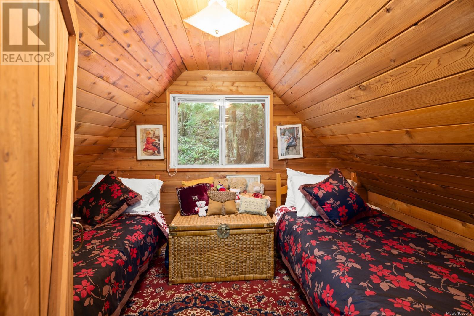 Photo 24 of 3781 Phillips Rd, Sooke BC