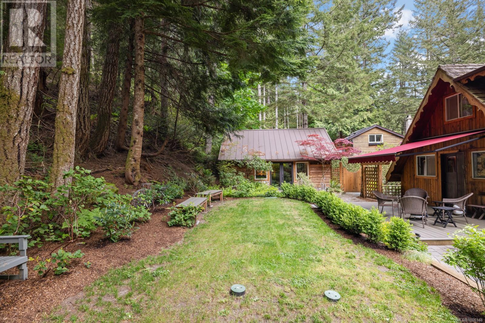Photo 13 of 3781 Phillips Rd, Sooke BC