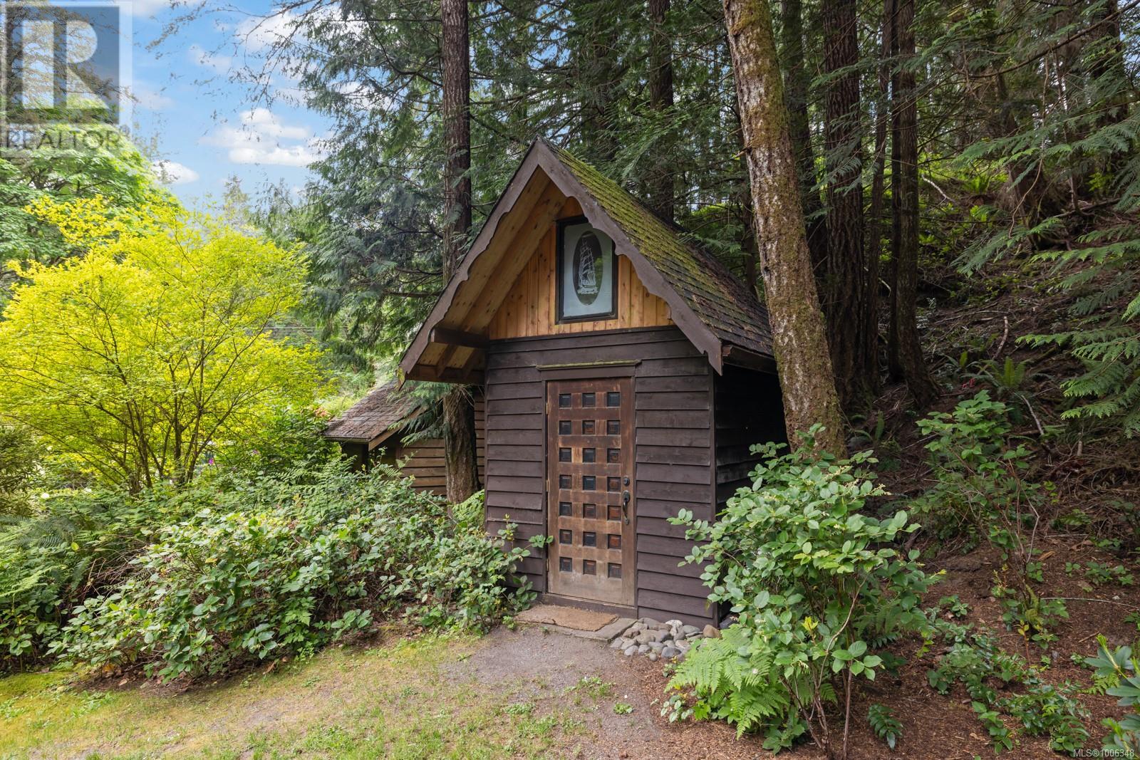 Photo 19 of 3781 Phillips Rd, Sooke BC