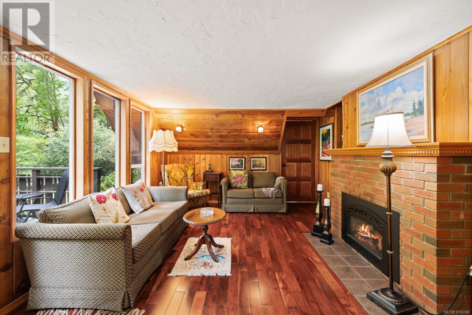 Photo 9 of 3781 Phillips Rd, Sooke BC