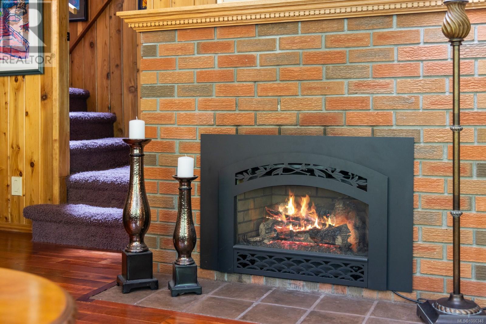 Photo 12 of 3781 Phillips Rd, Sooke BC