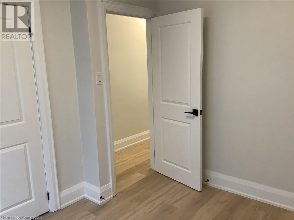 Photo 10 of 229 West 18th Street, Hamilton ON