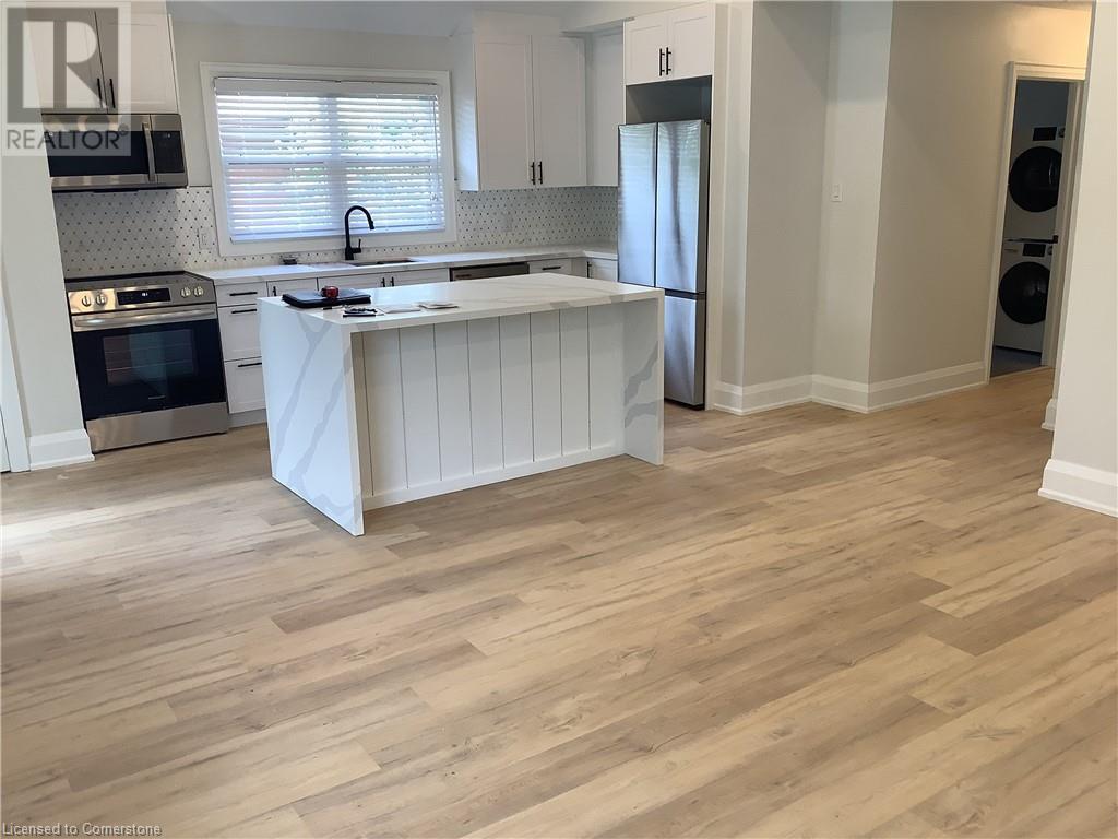 Photo 9 of 229 West 18th Street, Hamilton ON