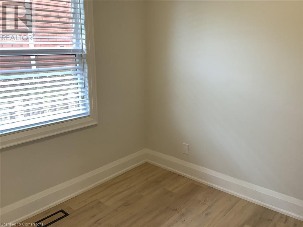 Photo 7 of 229 West 18th Street, Hamilton ON