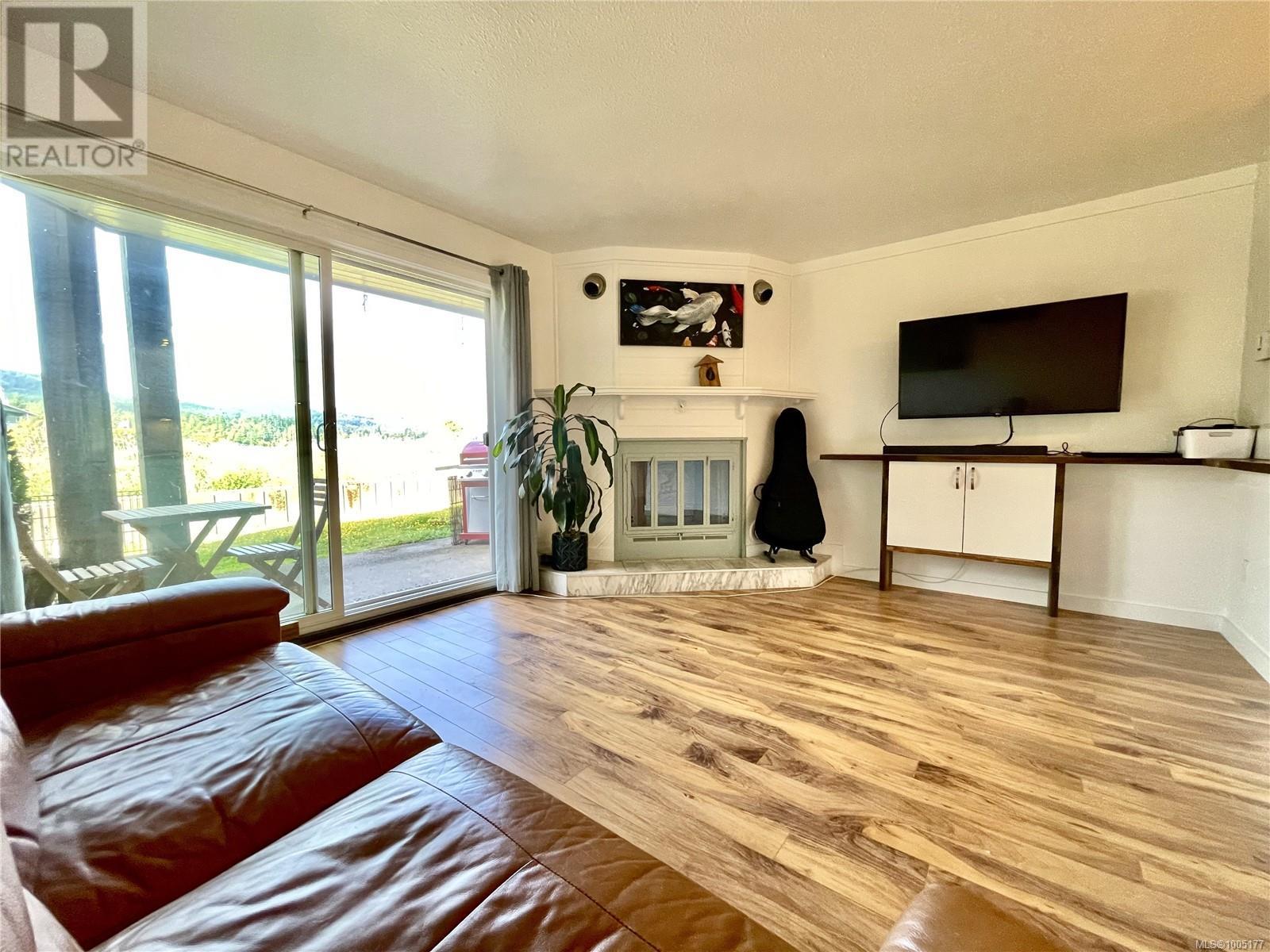 Photo 8 of 106 1991 Kaltasin Rd, Sooke BC