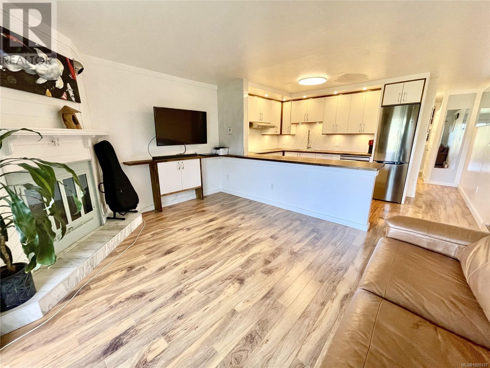 Photo 3 of 106 1991 Kaltasin Rd, Sooke BC