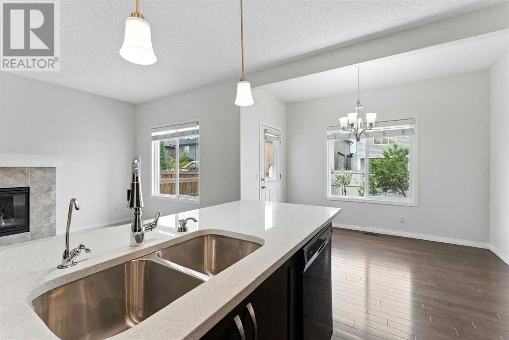 Single Family House for Sale in  Saddlelake Green NE Saddle Ridge Calgary 