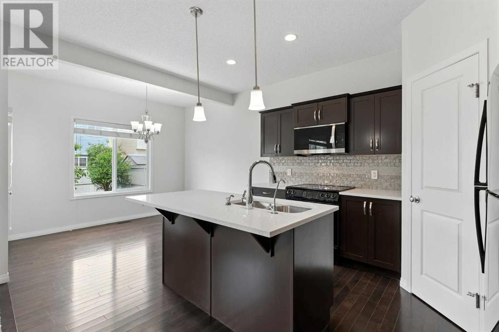 Single Family House for Sale in  Saddlelake Green NE Saddle Ridge Calgary 